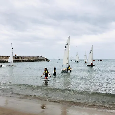 Fragata Seaview 锡切斯